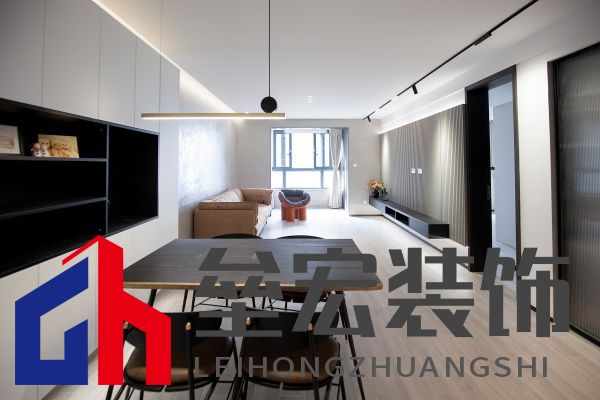 142㎡現(xiàn)代簡約丨 黑白格調(diào)下的溫柔空間！