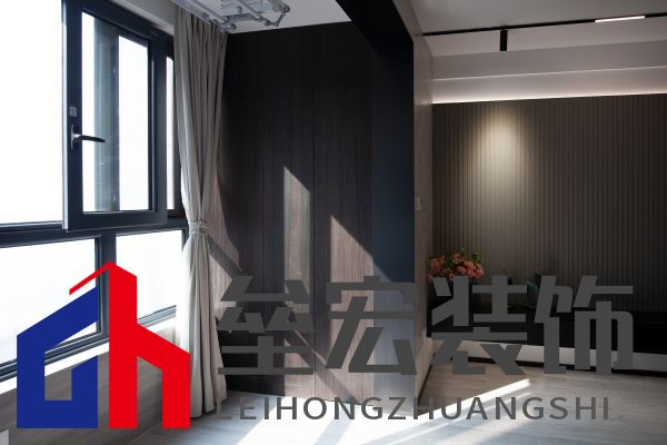 142㎡現(xiàn)代簡約丨 黑白格調(diào)下的溫柔空間！