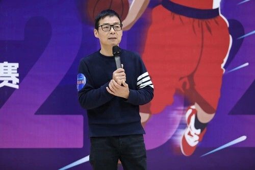 成都市智能家居商會會長、伊戀全屋定制董事長 謝宏偉