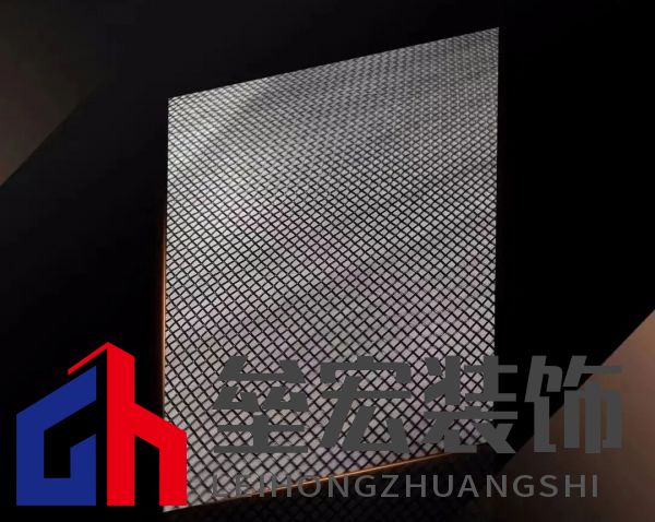 盛和金剛網(wǎng)再添數(shù)控設(shè)備，持續(xù)提升生產(chǎn)加工能力！