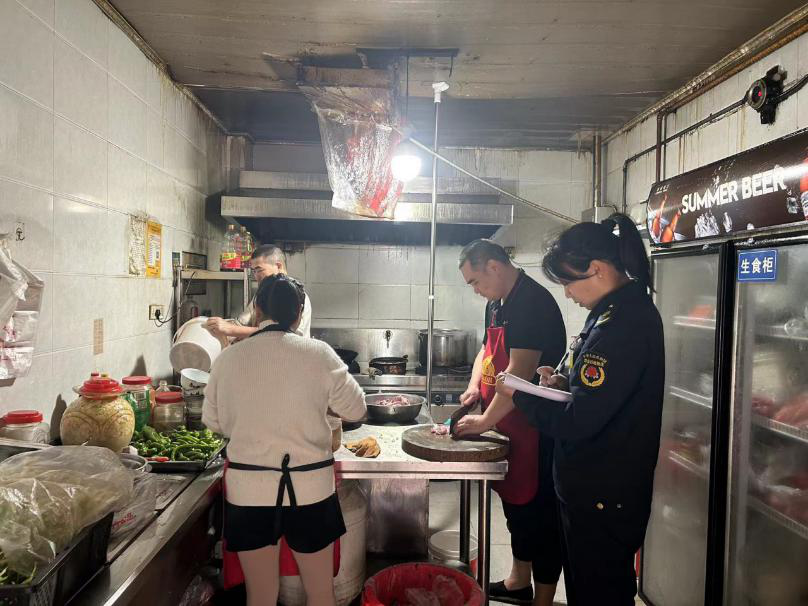 廈門(mén)裝修餐飲店有哪些_廈門(mén)飯店裝修公司_廈門(mén)餐飲店裝修